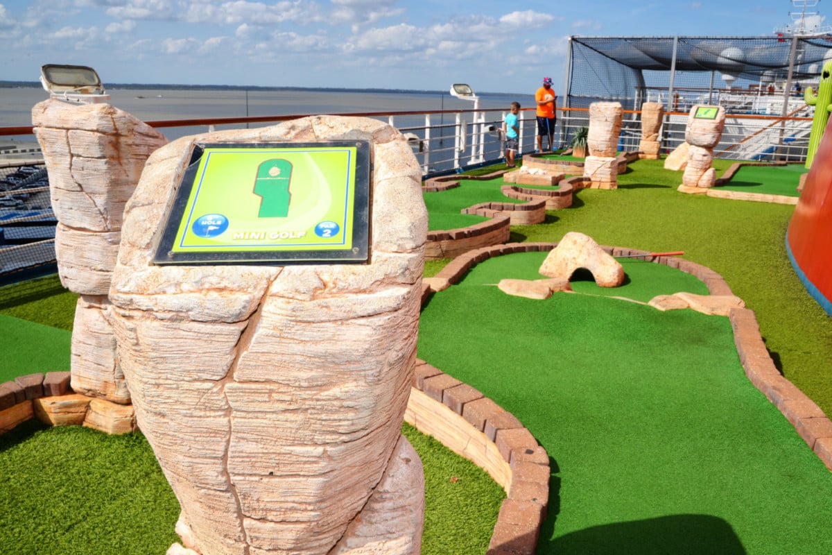 Golf on the Open Deck
