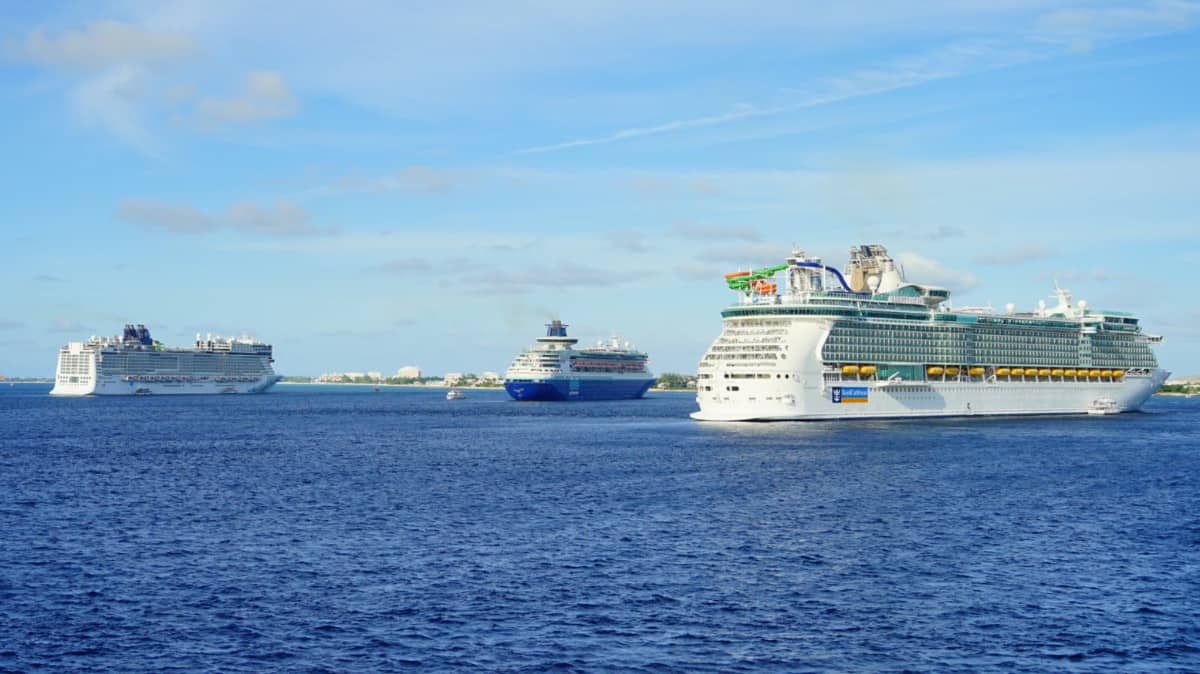 Cruise Ships in Grand Cayman